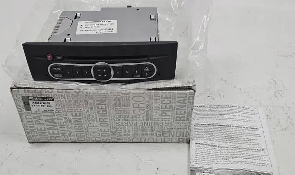 Renault Laguna II Radio/CD/DVD/GPS head unit 8200607909T