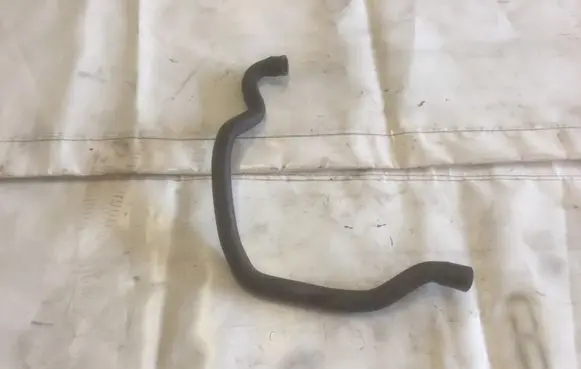 Volvo S80 Engine coolant pipe/hose