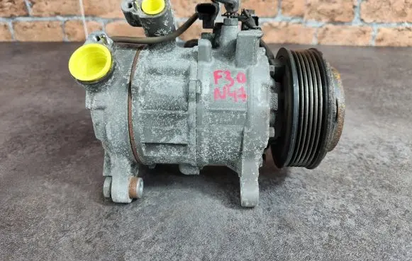 BMW 1 F20 F21 Air conditioning (A/C) compressor (pump) 9330829