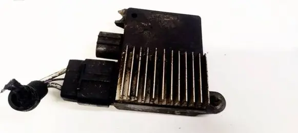 Lexus RX 300 Coolant fan relay 8925726020