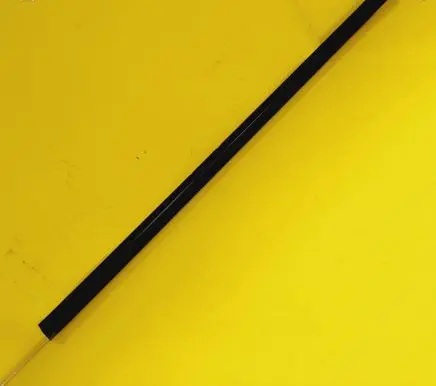 KIA Carens II Front door glass trim molding 