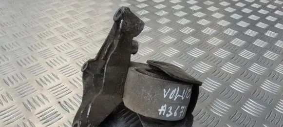 Volvo S40, V40 Engine mount bracket 3318030 MR290428