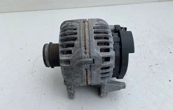 Audi A4 S4 B6 8E 8H Generator/alternator 028903031