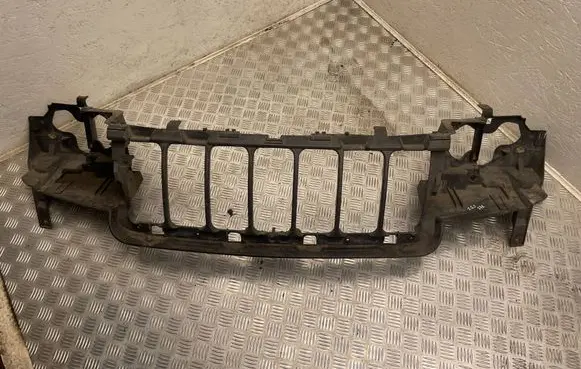 Jeep Grand Cherokee (WJ) Radiator support slam panel 30987