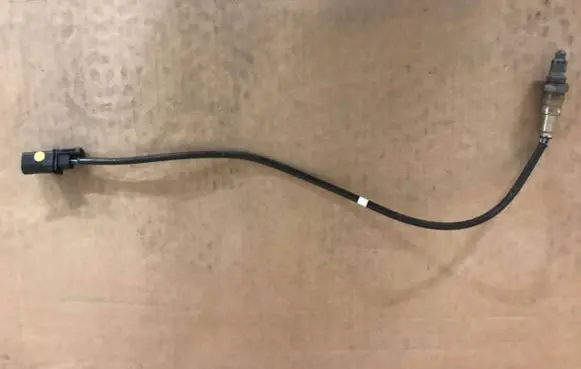 Audi Q3 F3 Lambda probe sensor 04E906262D