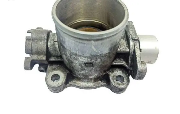 Toyota Avensis T250 Throttle valve 0R010