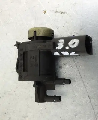 Audi A5 8T 8F Vacuum valve 1K0906283A