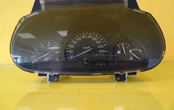 Ford Escort Speedometer (instrument cluster) 96FB10848BA 96FB10C956BA