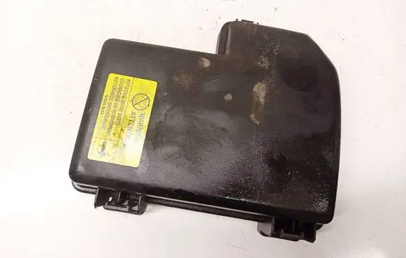 Volvo XC90 Fuse box cover 8645259