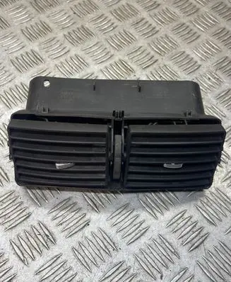 Peugeot 307 Dash center air vent grill 9634511177 A1079302
