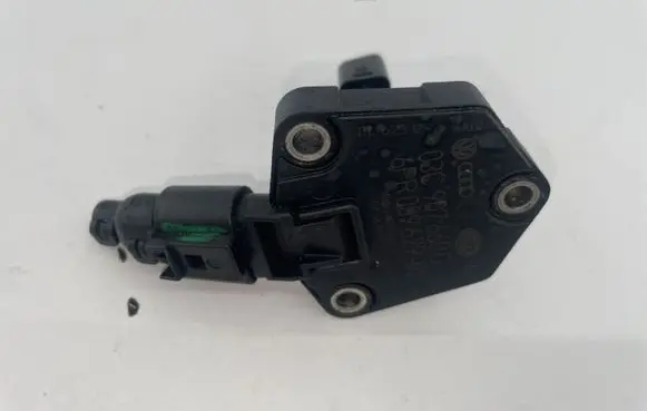 Seat Alhambra (Mk2) Oil pressure sensor 6PR00962902