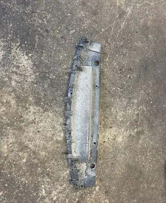 Front bumper skid plate/under tray