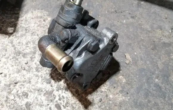 Skoda Octavia Mk1 (1U) Power steering pump