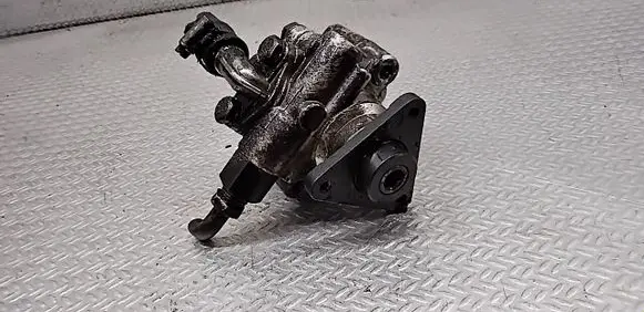 Opel Movano A Power steering pump