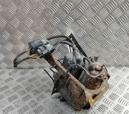 Mitsubishi 3000 GT ABS Pump MB668392