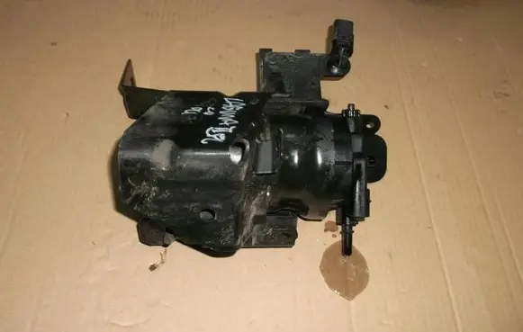 Renault Laguna II AdBlue liquid reservoir RNE
