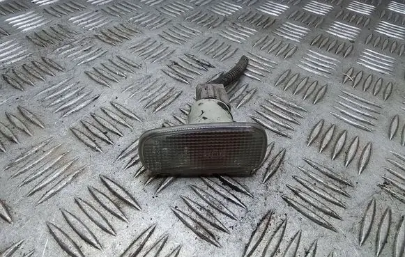 Toyota Prius (XW20) Front fender indicator light A045053