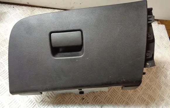 Opel Astra K Glove box 39046539