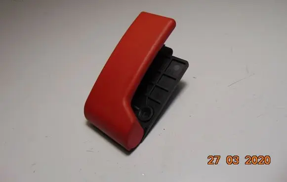 Engine bonnet (hood) release handle
