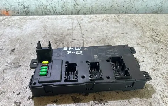 BMW 4 F32 F33 Central body control module 9329704 003000002 A2C30450417