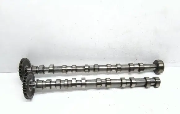 Volvo XC70 Camshaft 30731132 30677509