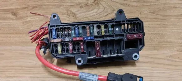 BMW 7 E65 E66 Fuse box set 61136900583