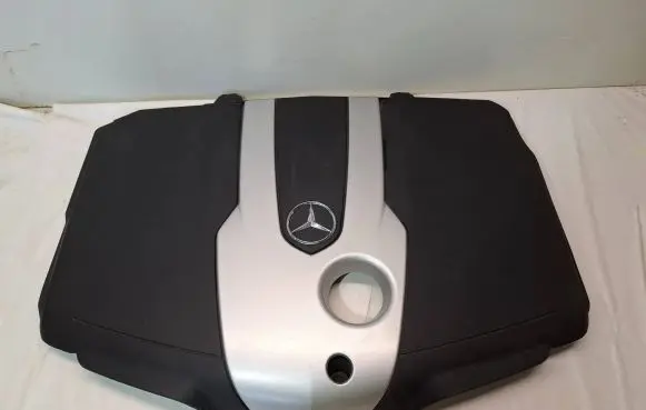 Mercedes-Benz E W211 Engine cover (trim) PA6GF10MD20 A6510102515 B211102