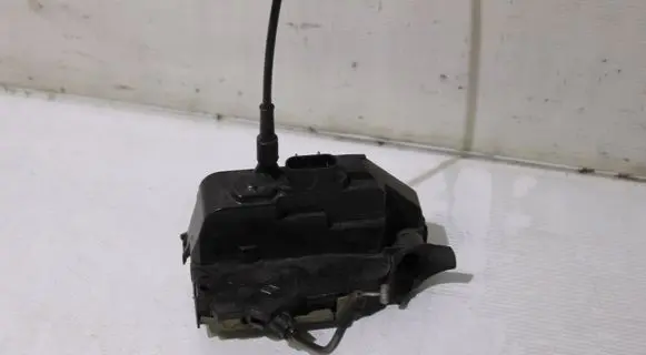Renault Scenic II - Grand scenic II Front door lock