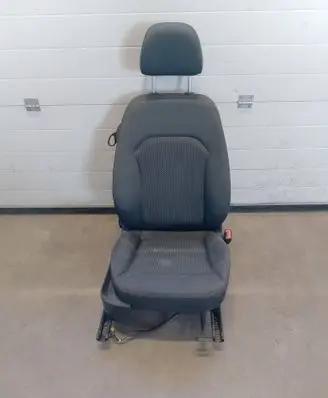 Audi A1 Front passenger seat 
