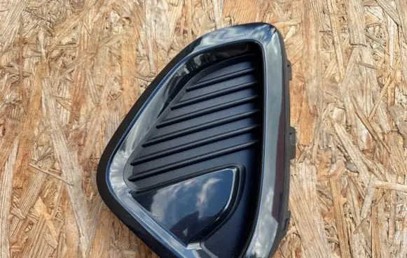 Ford Fiesta Front bumper lower grill N1BB15B217A