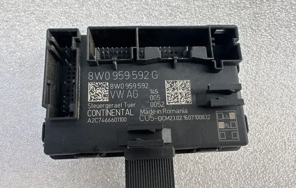 Audi A4 S4 B9 Door control unit/module 8W0959592G 8W0959592 A2C7466601100