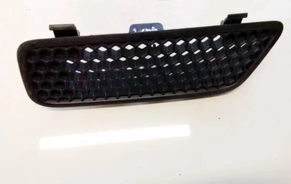 Renault Scenic I Front bumper lower grill 7700428466