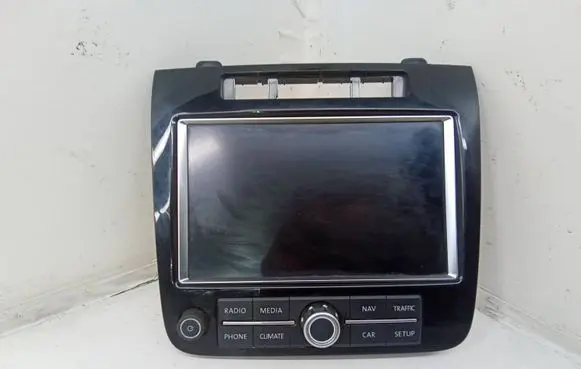 Volkswagen Touareg II Screen/display/small screen 7P6919603
