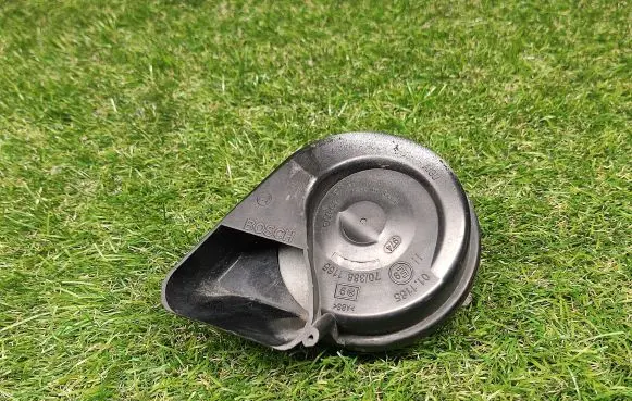 Mercedes-Benz ML W164 Horn signal 05T332