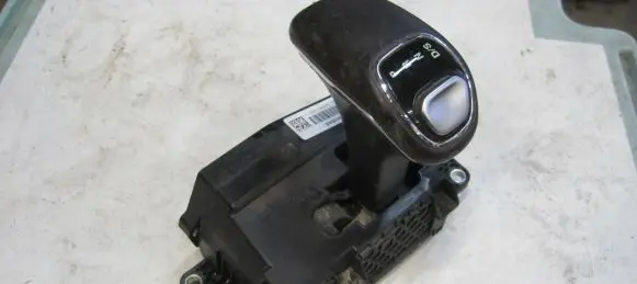 Jeep Grand Cherokee Gear shifter/selector 68166105AE