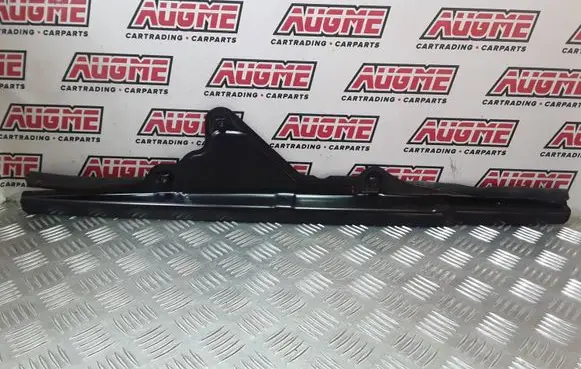 Volkswagen T-Roc Rear differential/diff mount bracket 8P7810947