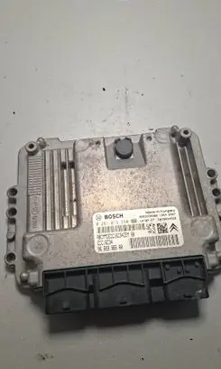 Peugeot 3008 II Engine control unit/module 0281013334 9653958980 9666986680