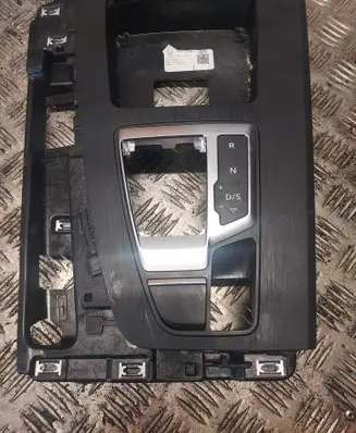 Audi Q5 SQ5 Other center console (tunnel) element 80C864261A 80C713111C