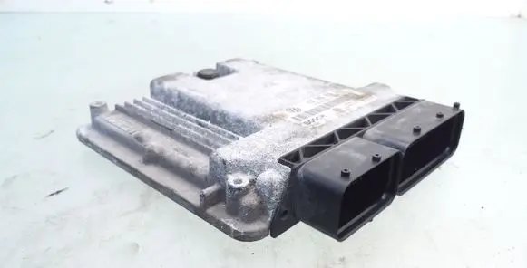 Skoda Octavia Mk2 (1Z) Engine control unit/module 03G906016DJ 0281011883