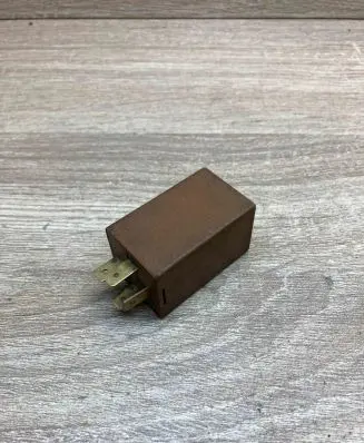 Ford Mondeo Mk III Other relay 68125