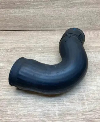 Volkswagen Golf IV Intercooler hose/pipe 1J0145838B