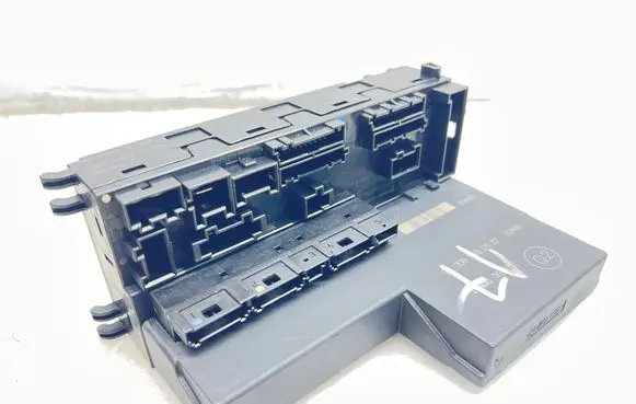 Mercedes-Benz CLK A208 C208 Fuse module 2085450132