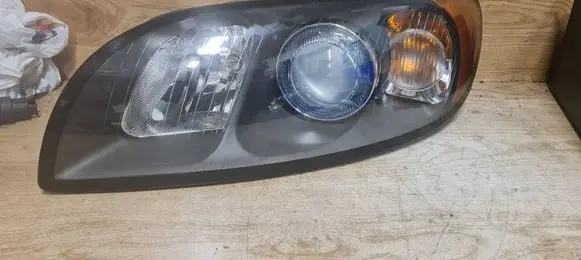 Volvo C70 Headlight/headlamp 31383189 1307022546