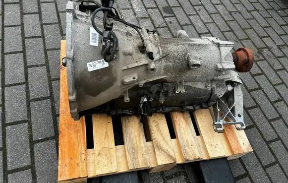 Jaguar XE Automatic gearbox GX737000AB 1090401590