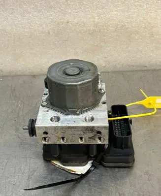 Nissan Qashqai+2 Master brake cylinder 