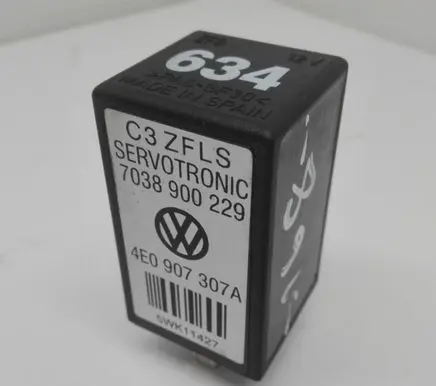 Volkswagen Phaeton Other relay 4E0907307A 7038900229