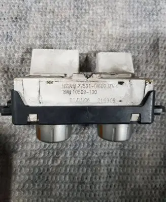 Nissan Pathfinder R51 Climate control unit 27501EA600 10509100 215909