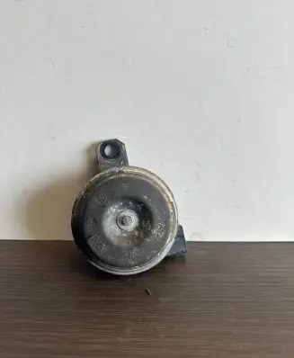 Toyota Avensis T270 Horn signal 000026