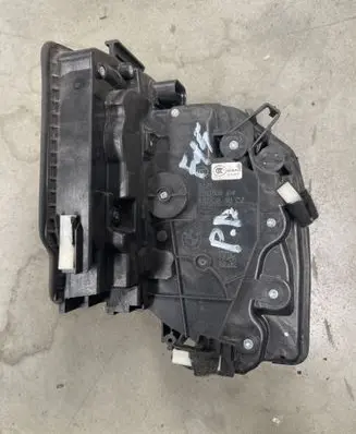 BMW X5 F15 Front door lock A046465 7281938 8283810CZ