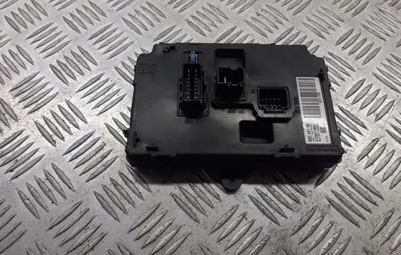 Peugeot 407 Central body control module 9656147980